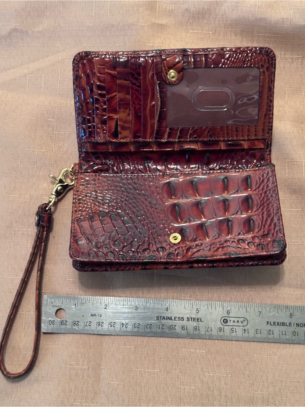 Brahmin- Wristlet Wallet in Deep Brown Croc-Embossed Leather - Picture 4 of 7